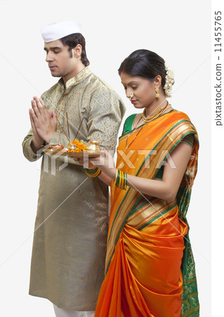 Maharashtrian couple praying Maharashtrian couple praying 11455765