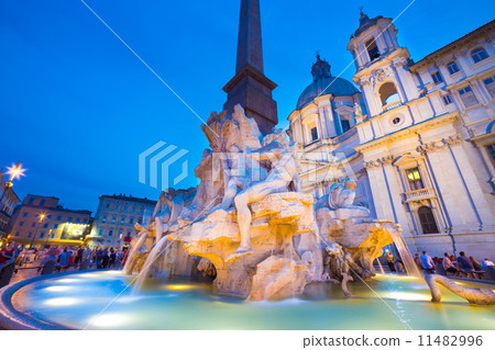 Navona square in Rome, Italy. 11482996