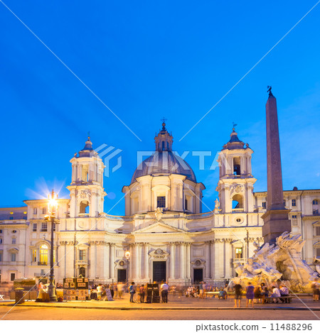 Navona square in Rome, Italy. 11488296