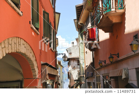street to Lake Garda in Malcesine town, Italy 11489731