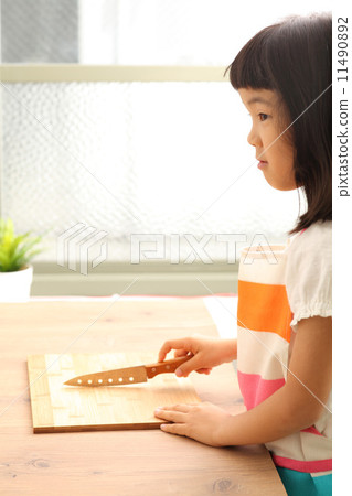 Girls to help you 11490892
