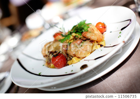 Prawn Pasta 11506735