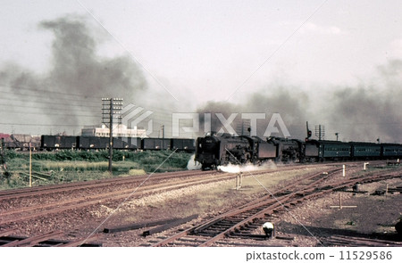 C62 Shinkansen Express departing from Niseko Shimanbaba. Showa 44 years 11529586