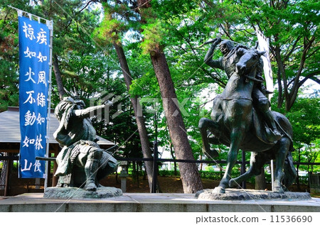 Yawatahara歷史公園公園Takeda Shingen，Kamisugi Kenshin Ichiya雕像 11536690