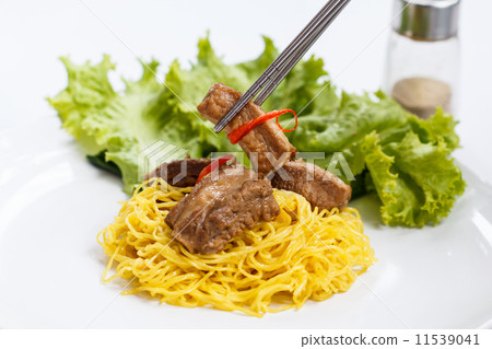 asian noodle asian noodle 11539041