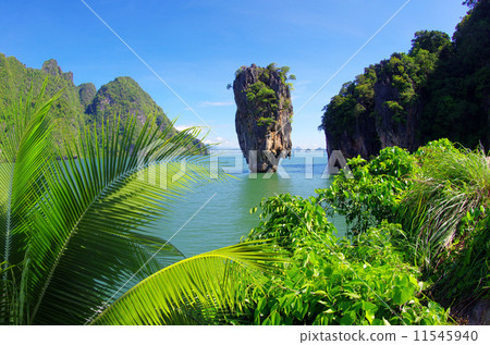 james bond island 11545940