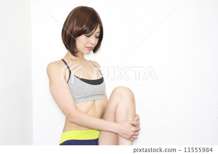 Women stretching 11555984