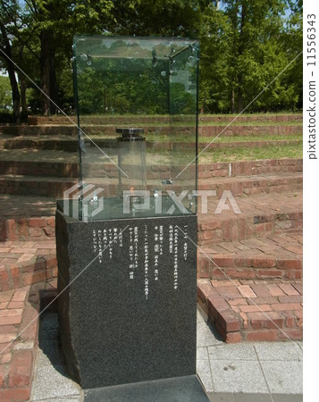 Hanshin Awaji Earthquake hope light (Kobe Sannomiya: Higashi Yuen) 11556343