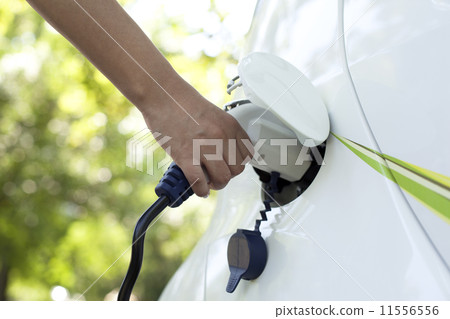 Charging of an electric car 11556556