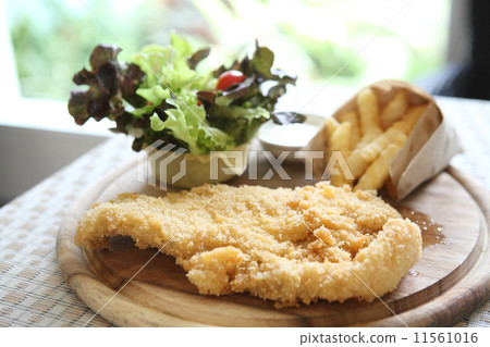 Fish and chips Fish and chips 11561016
