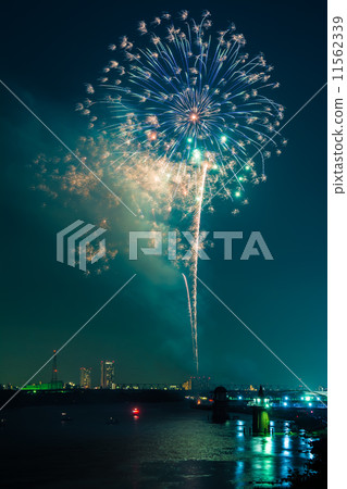 Katsushika fireworks display Katsushika fireworks display 11562339