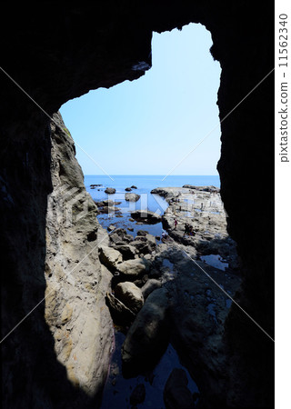 View from Enoshima Iwaya cave Chikaga-ken View from Enoshima Iwaya cave Chikaga-ken 11562340