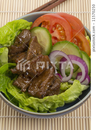 Cambodian (Loc Lac)/Vietnamese (Bo Luc Lac) - beef salad 11570250