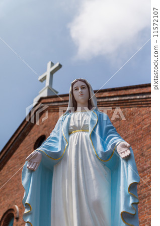 Nagasaki Kurosaki Church Hall Maria Statue 11572107