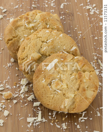 Belgium White Chocolate Cookies 11573131