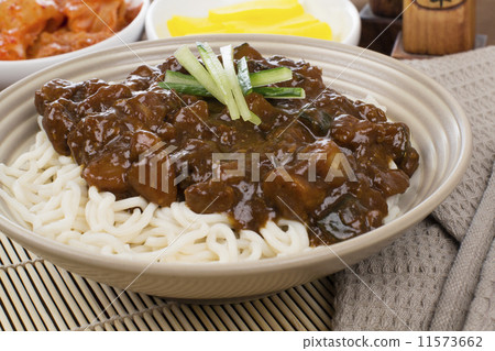 Jajangmyeon - Korean/Chinese black bean noodle, danmuji & kimchi  11573662