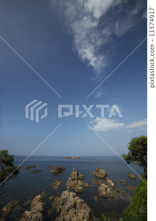 日本海山海岸夏天風景 11574917