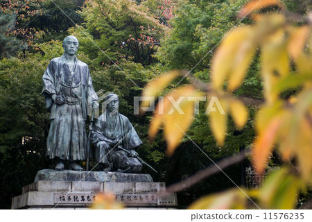 Maruyama Park Ryoma Sakamoto·Shintaro Nakaoka Maruyama Park Ryoma Sakamoto·Shintaro Nakaoka 11576235