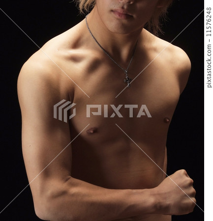 Power of men 11576248