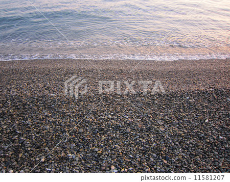 Gravel beach 11581207