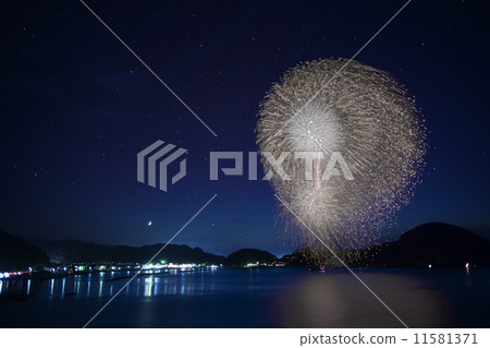 Fireworks Hyogo Takeharu offshore firework display 11581371