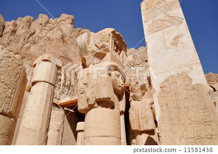 Hathoru雕像 11581438