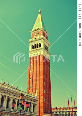 Vintage style image of Venice, Italy Vintage style image of Venice, Italy 11581571