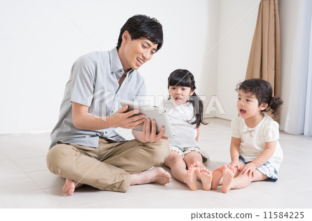 Parent and child Parent and child 11584225