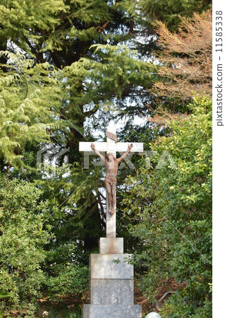 Christ statue 11585338