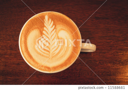 latte art coffee 11588681