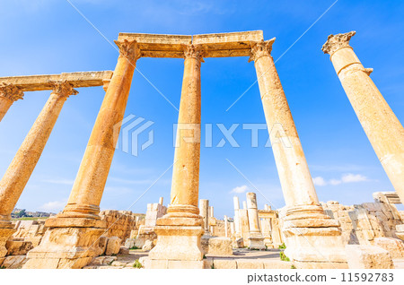 Greek · Roman style city Gellasa pillar (Jordan, Jellash) Greek · Roman style city Gellasa pillar (Jordan, Jellash) 11592783