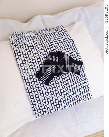 Yukata robe and Japanese futon 11593109