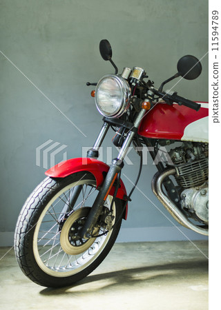 Senior · Hobby Life / scholar Senior · Hobby Life / scholar 11594789