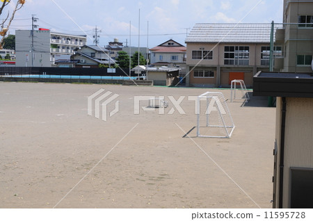 schoolyard 11595728