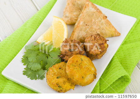 South Asian Starters: Aloo Tikki, Onion Bhaji & Vegetable Samosa  11597650