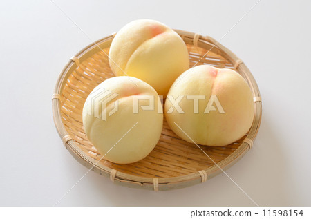 White peach White peach 11598154
