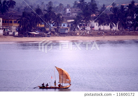 Elmina sail boat 11600172