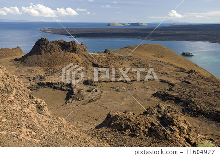 Volcanic landscape - Bartolome - Galapagos Islands Volcanic landscape - Bartolome - Galapagos Islands 11604927