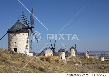 Windmills at Consuegra - La Mancha - Spain 11605577