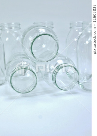 Glass bottle background material · wide-mouthed glass bottle multiple · gray-back longitudinal position 11605835