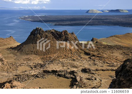 Volcanic landscape - Bartolome - Galapagos Islands 11606659