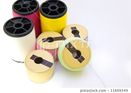 thread series 11609349