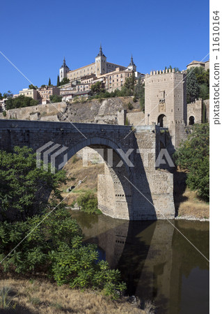 Toledo - La Mancha - Spain 11610164