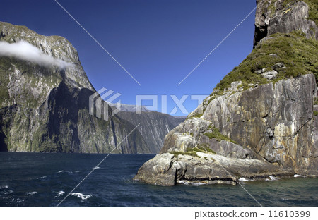 Milford Sound - New Zealand 11610399