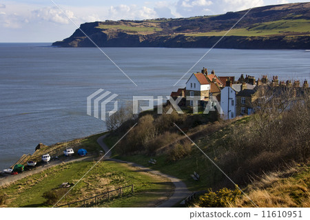 Robin Hoods Bay - Yorkshire Coast - British Isles 11610951
