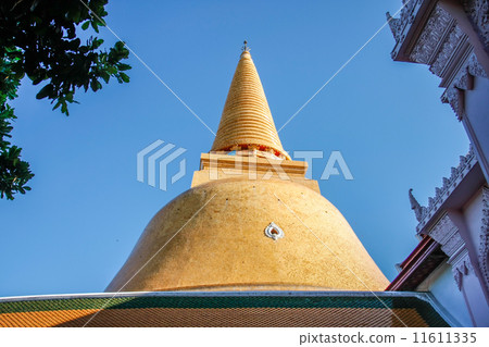 Prapathomjedi temple 11611335