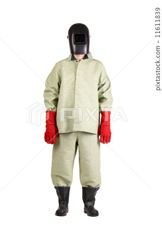 Portrait of confident welder in the mask. 11611839