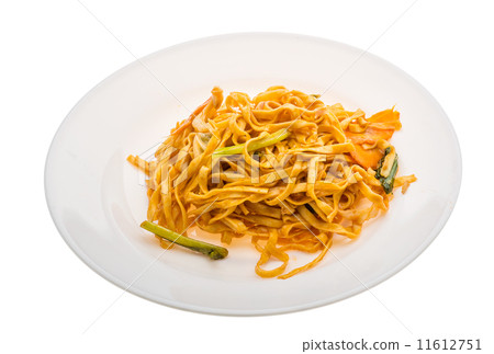 Fried noodles with vegetables Fried noodles with vegetables 11612751
