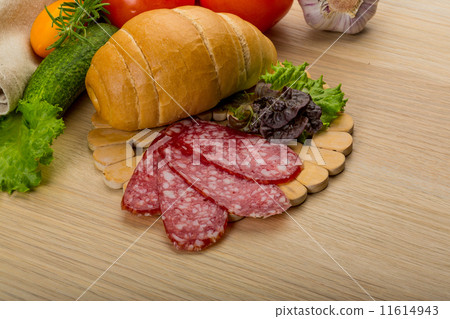 Salami Salami 11614943
