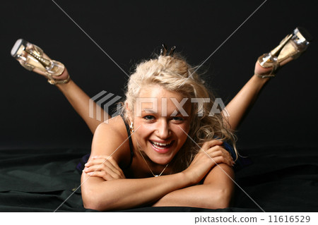 girl posing 11616529